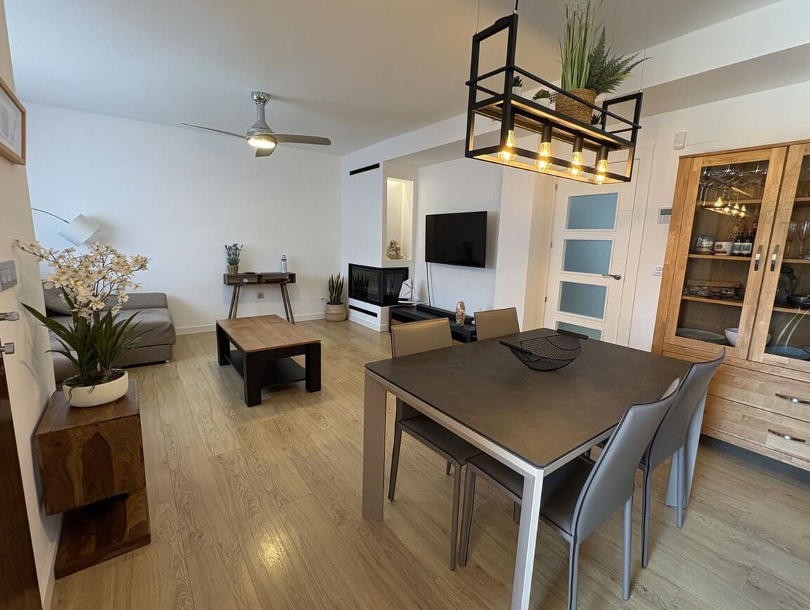 3 soverom Villa til salgs i Santa Pola med svømmebasseng garasje - € 410 000 (Ref: 10172491)