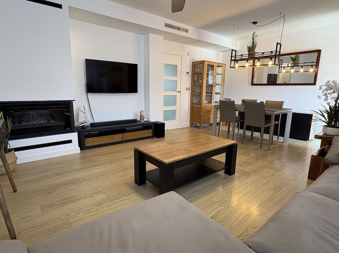 3 soverom Villa til salgs i Santa Pola med svømmebasseng garasje - € 410 000 (Ref: 10172491)