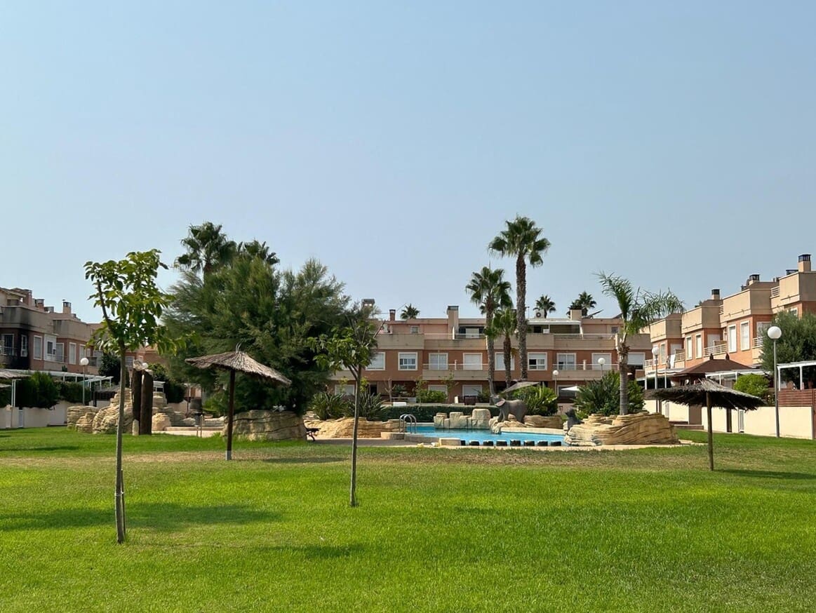 3 soverom Villa til salgs i Santa Pola med svømmebasseng garasje - € 410 000 (Ref: 10172491)