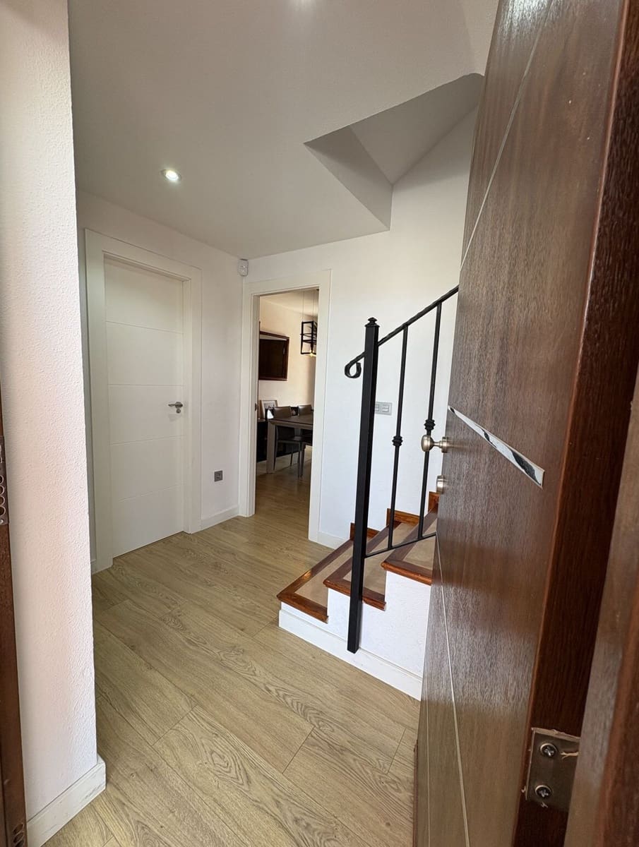 3 soverom Villa til salgs i Santa Pola med svømmebasseng garasje - € 410 000 (Ref: 10172491)