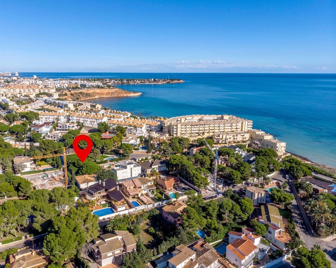 7 soveværelse Villa til salg i Campoamor med swimmingpool garage - € 1.300.000 (Ref: 10172493)