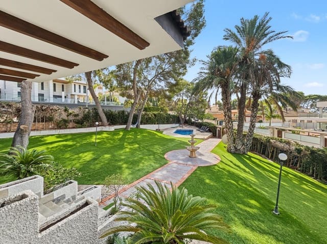Chalet de 7 habitaciones en Dehesa de Campoamor, Orihuela en venta con piscina garaje - 1.300.000 € (Ref: 10172493)