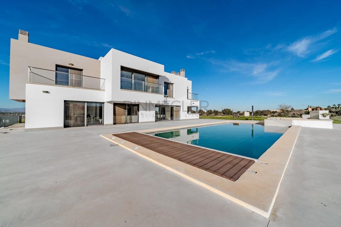 5 Zimmer Villa zu verkaufen in San Fulgencio mit Pool Garage - 990.000 € (Ref: 10172495)