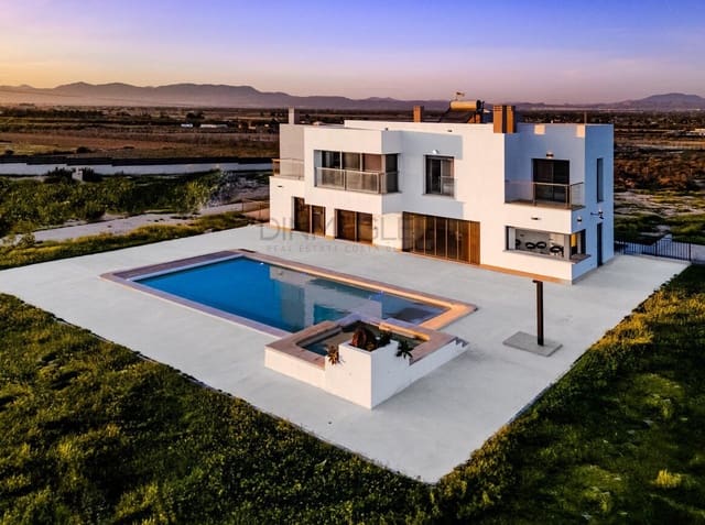 5 Zimmer Villa zu verkaufen in San Fulgencio mit Pool Garage - 990.000 € (Ref: 10172495)