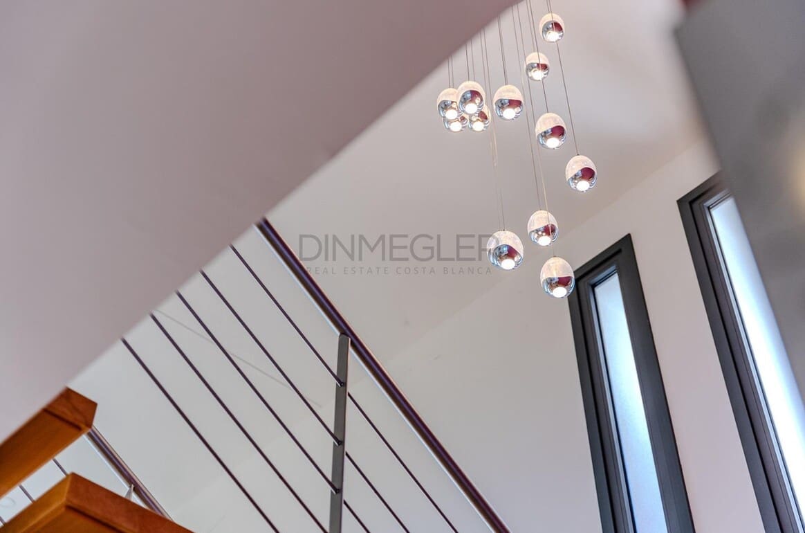 5 Zimmer Villa zu verkaufen in San Fulgencio mit Pool Garage - 990.000 € (Ref: 10172495)