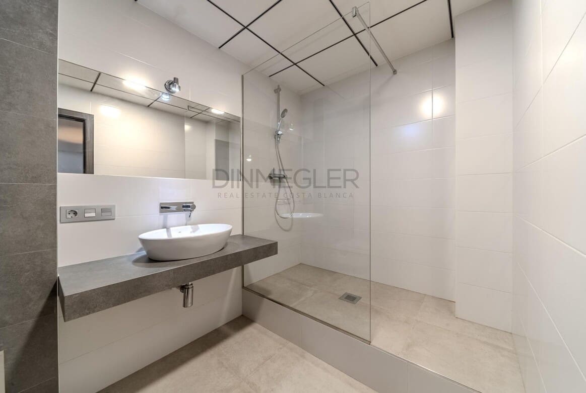 5 Zimmer Villa zu verkaufen in San Fulgencio mit Pool Garage - 990.000 € (Ref: 10172495)