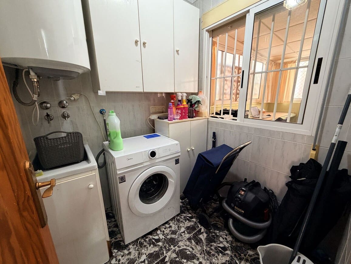 4 slaapkamer Villa te koop in Santa Pola met garage - € 265.000 (Ref: 10172498)