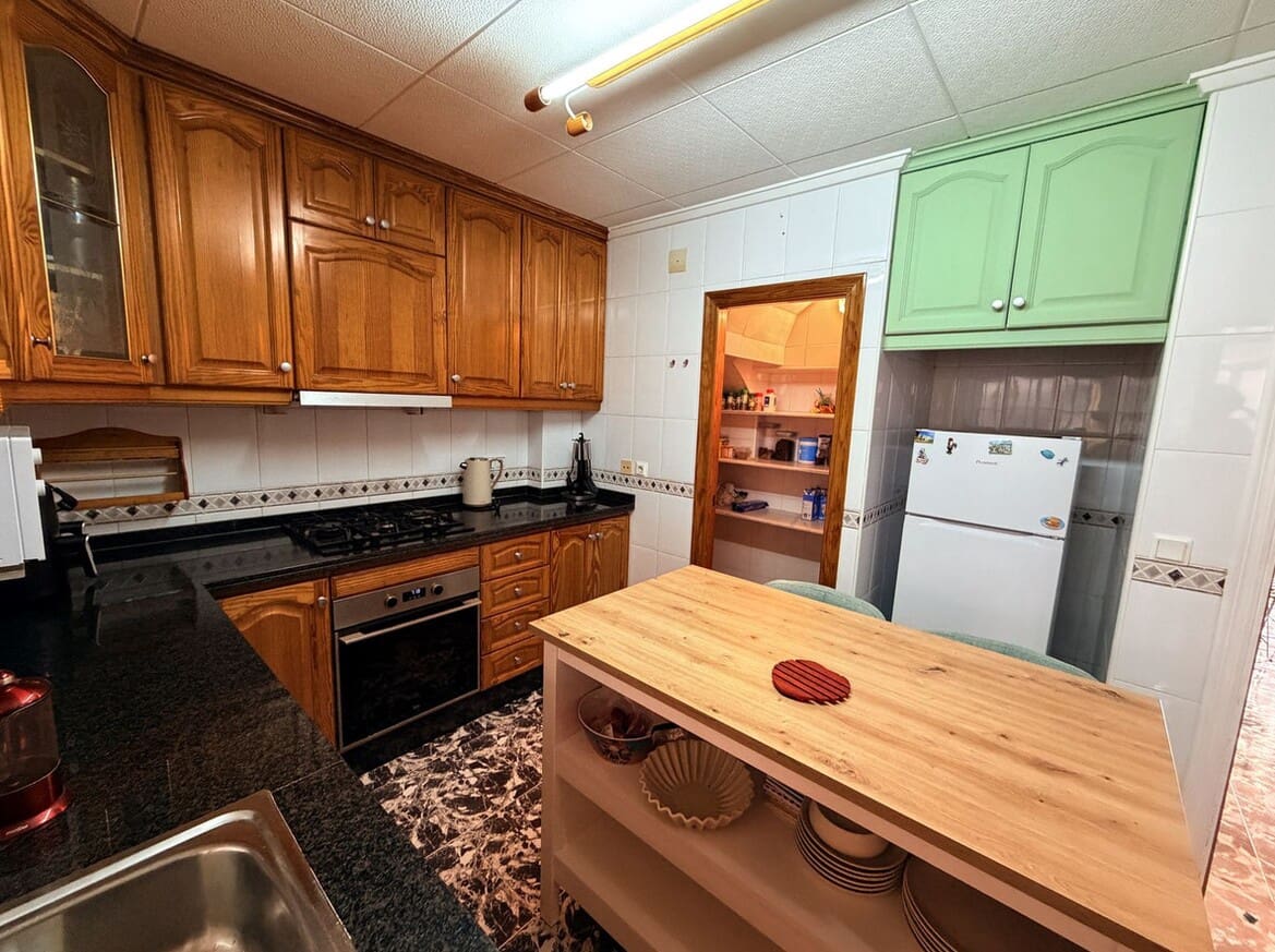 4 slaapkamer Villa te koop in Santa Pola met garage - € 265.000 (Ref: 10172498)
