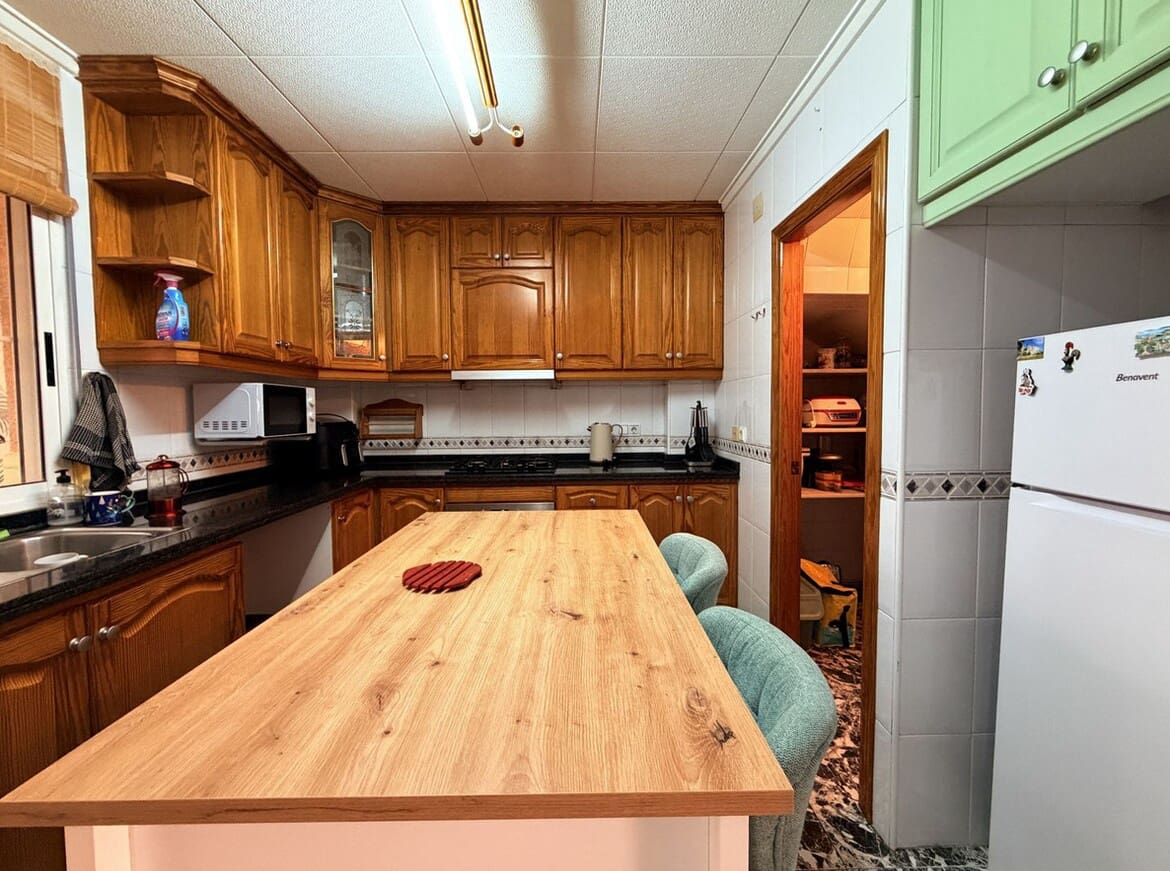 4 slaapkamer Villa te koop in Santa Pola met garage - € 265.000 (Ref: 10172498)