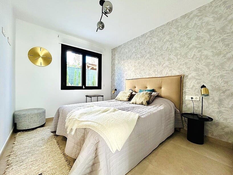 Chalet de 3 habitaciones en Guardamar del Segura en venta con piscina garaje - 580.000 € (Ref: 10172500)