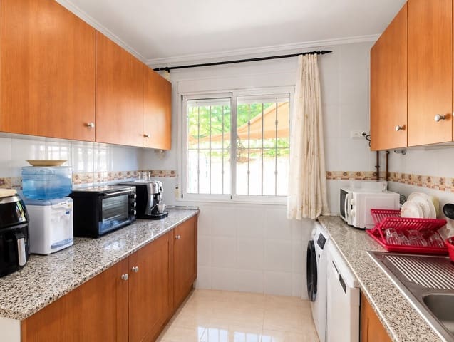 4 soveværelse Byhus til salg i Rojales med swimmingpool garage - € 249.995 (Ref: 10172503)