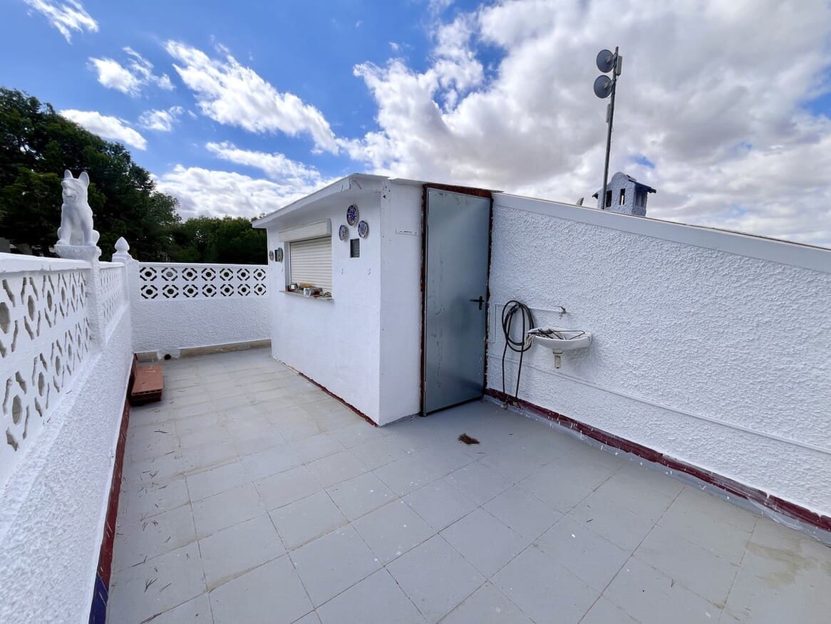 3 bedroom Villa for sale in Pinar de Campoverde with garage - € 329,950 (Ref: 10172504)