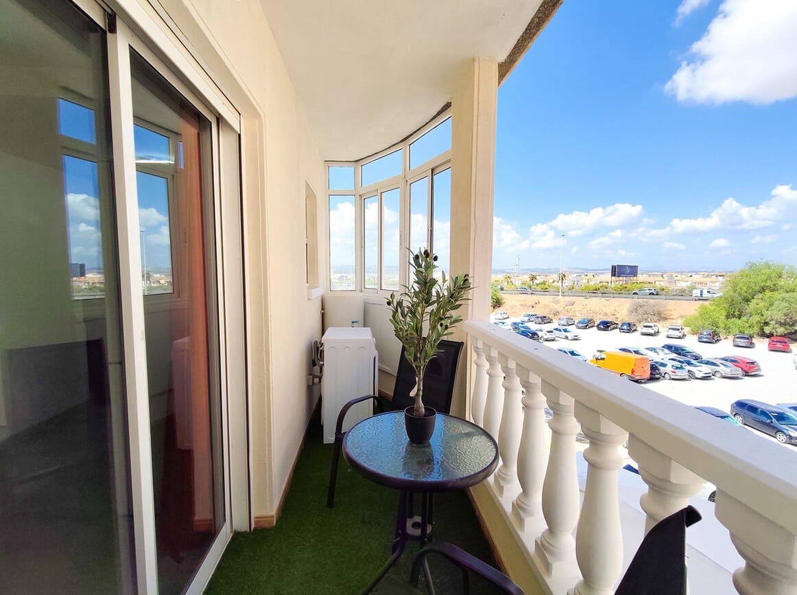 3 makuuhuone Huoneisto myytävänä paikassa Torrevieja - 185 500 € (Ref: 10172506)