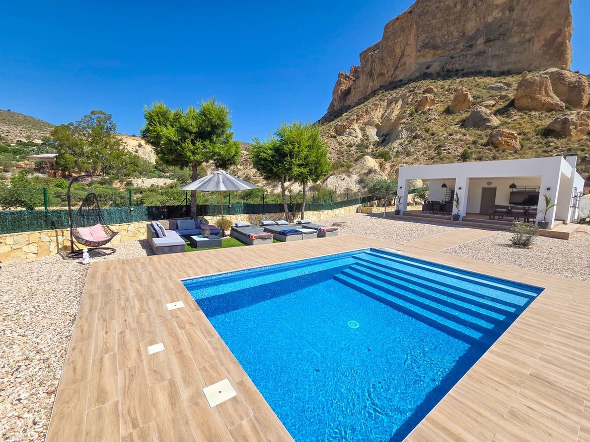 3 soverom Villa til salgs i Crevillente / Crevillent med svømmebasseng garasje - € 394 995 (Ref: 10172508)