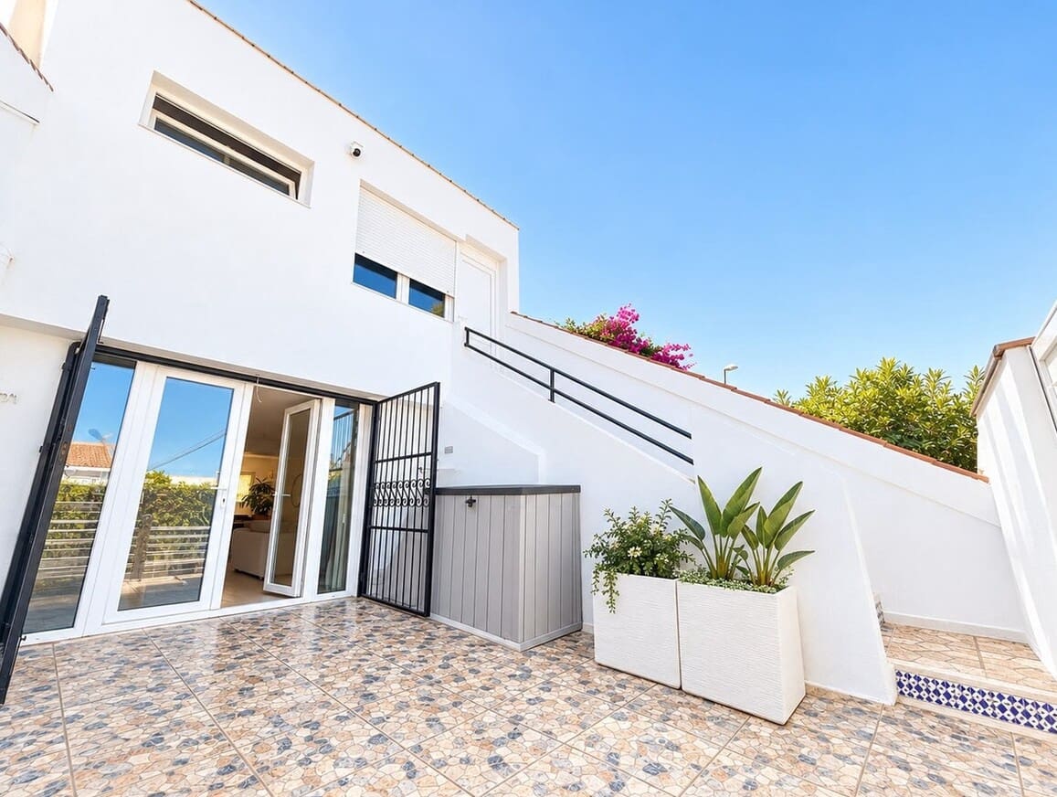 3 sypialnia Dom na sprzedaż w Los Balcones - 209 995 € (Ref: 10172509)
