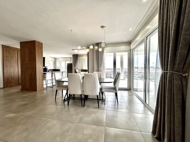 4 slaapkamer Villa te koop in Ciudad Quesada, Rojales met zwembad garage - € 925.000 (Ref: 10172512)