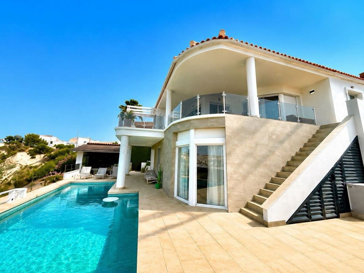 4 slaapkamer Villa te koop in Rojales met zwembad garage - € 925.000 (Ref: 10172512)