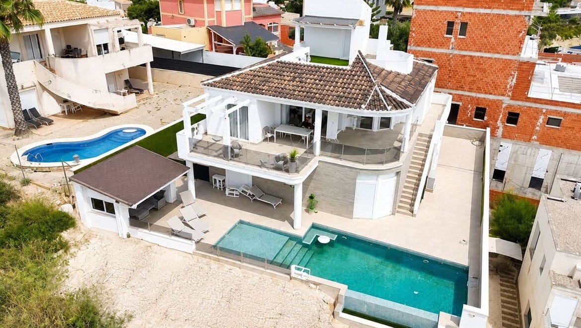 4 slaapkamer Villa te koop in Rojales met zwembad garage - € 925.000 (Ref: 10172512)