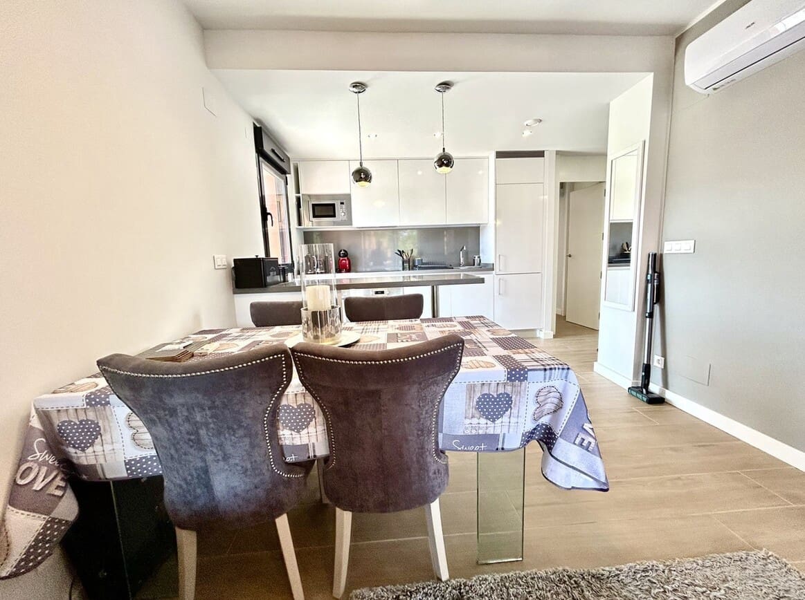 2 sypialnia Apartament na sprzedaż w Orihuela Costa z basenem garażem - 259 995 € (Ref: 10172514)