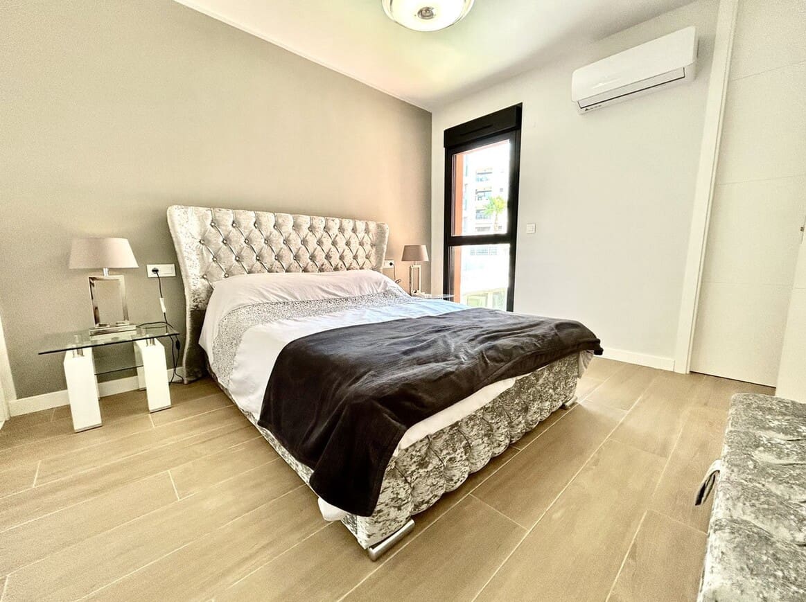 2 sypialnia Apartament na sprzedaż w Orihuela Costa z basenem garażem - 259 995 € (Ref: 10172514)