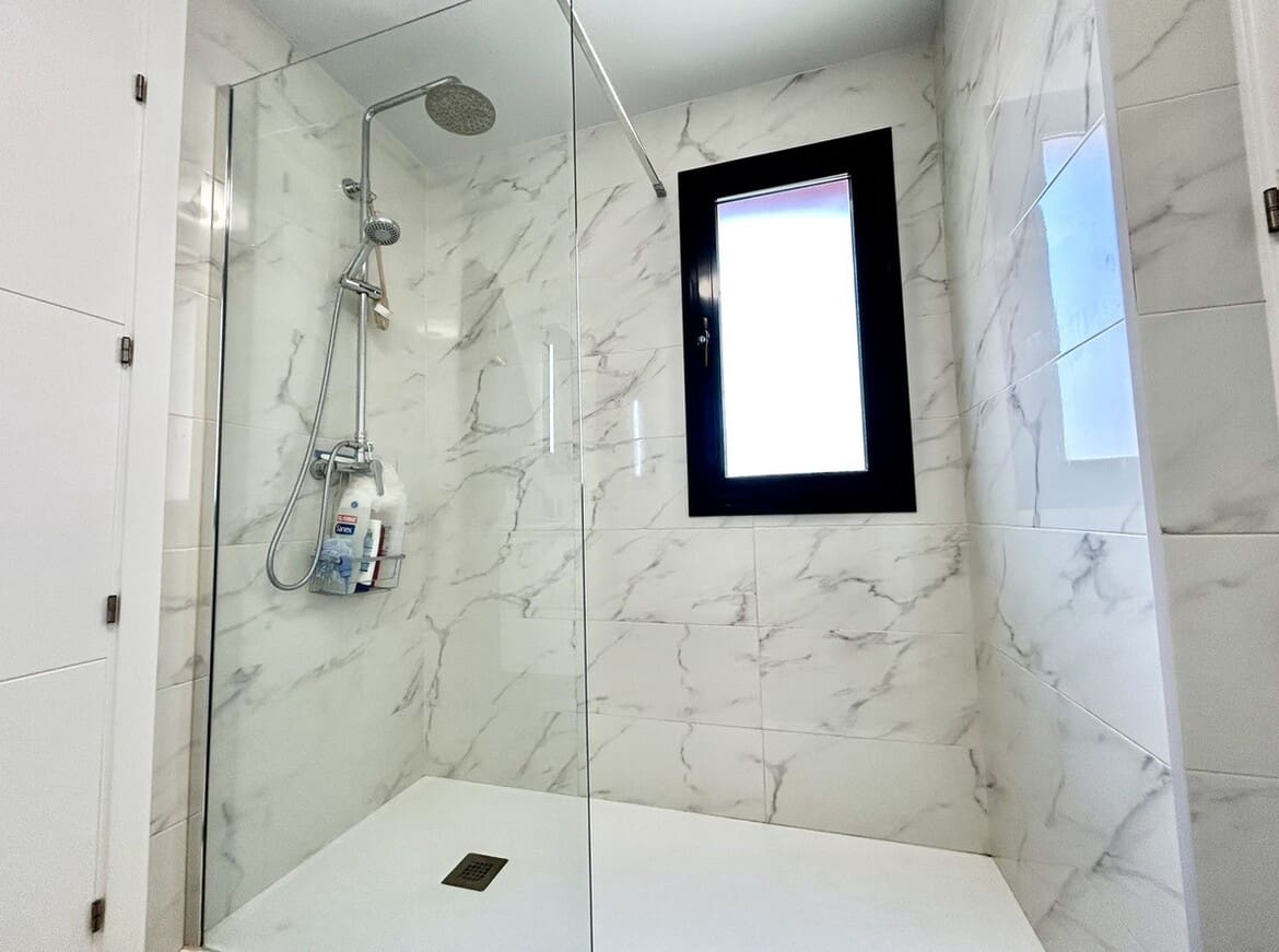 2 sypialnia Apartament na sprzedaż w Orihuela Costa z basenem garażem - 259 995 € (Ref: 10172514)