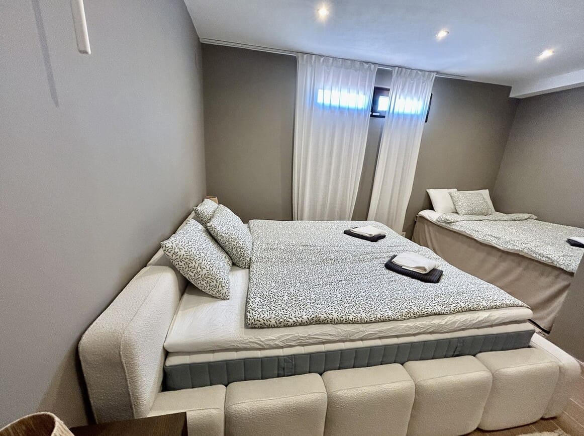 5 soverom Villa til salgs i La Zenia med svømmebasseng garasje - € 839 995 (Ref: 10172515)