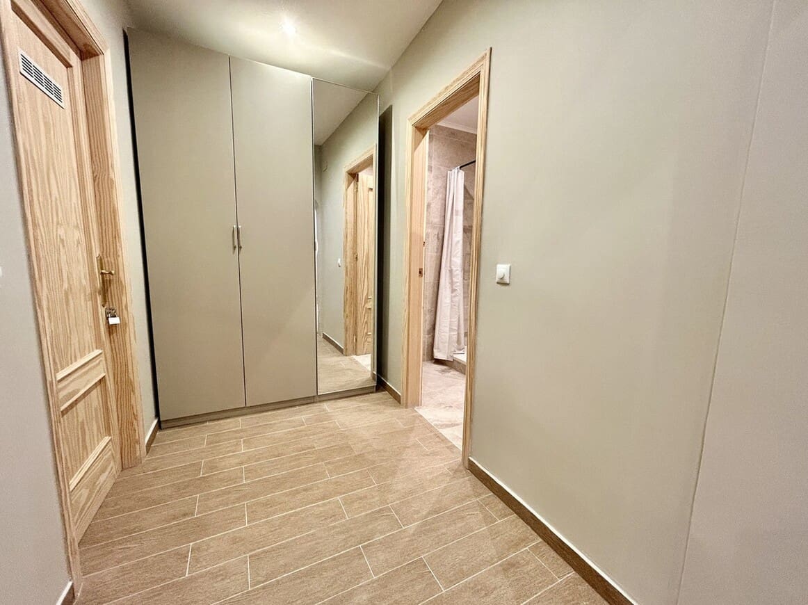 5 soverom Villa til salgs i La Zenia med svømmebasseng garasje - € 839 995 (Ref: 10172515)