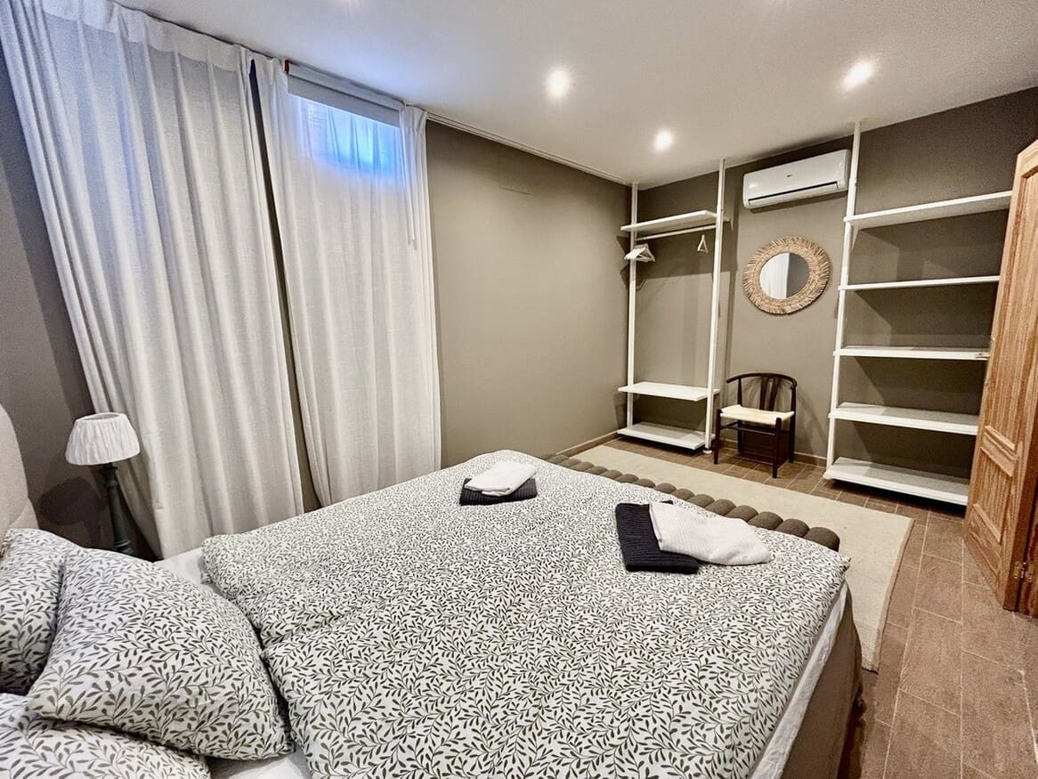 5 soverom Villa til salgs i La Zenia med svømmebasseng garasje - € 839 995 (Ref: 10172515)