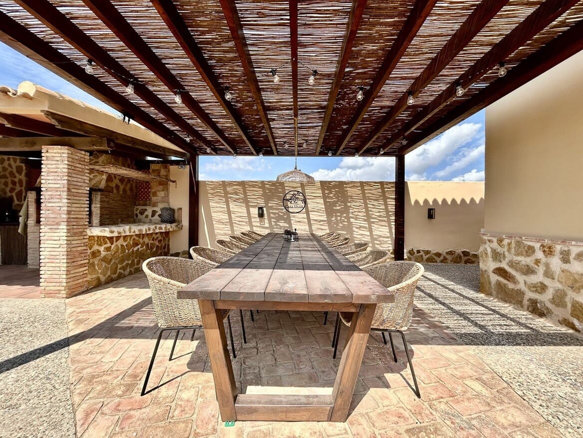 5 soverom Villa til salgs i La Zenia med svømmebasseng garasje - € 839 995 (Ref: 10172515)