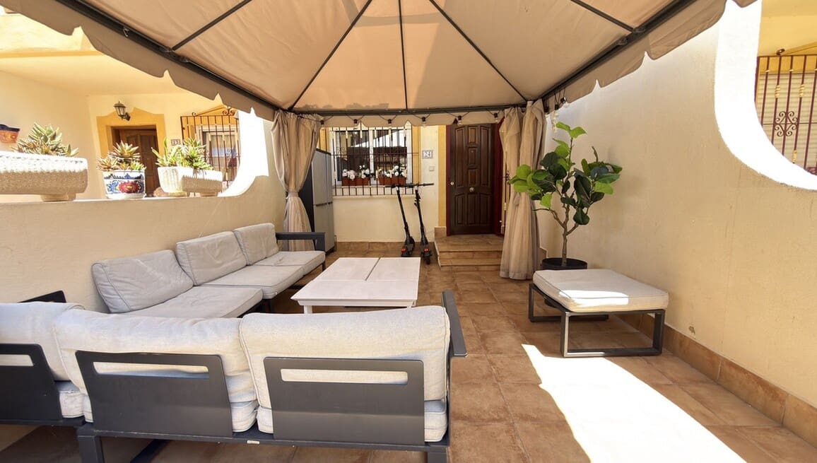 3 soverom Hus til salgs i La Zenia med svømmebasseng - € 209 950 (Ref: 10172517)