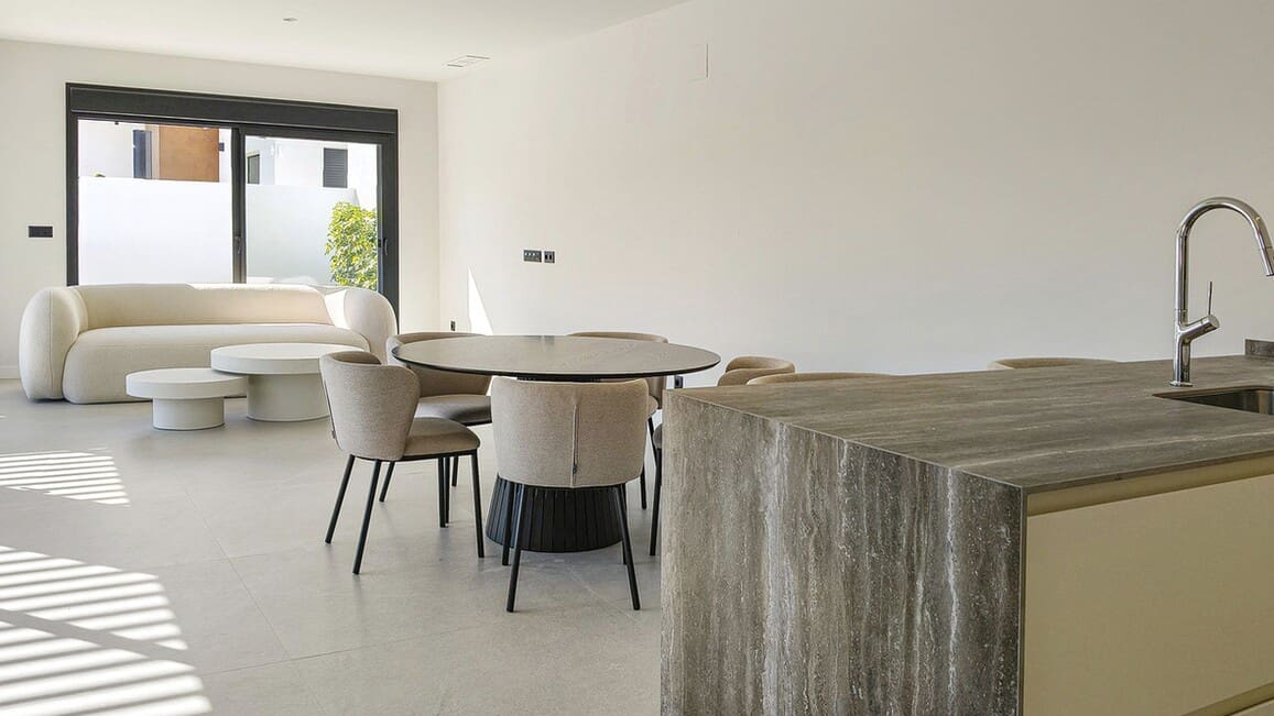 4 slaapkamer Villa te koop in Dona Pepa met zwembad garage - € 788.750 (Ref: 10172521)