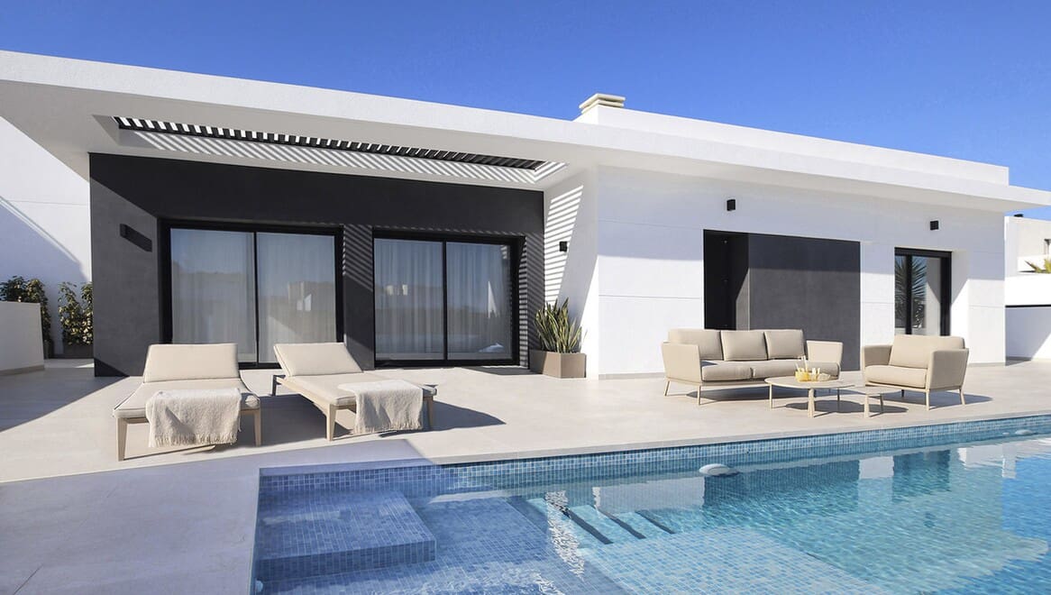 4 slaapkamer Villa te koop in Dona Pepa met zwembad garage - € 788.750 (Ref: 10172521)
