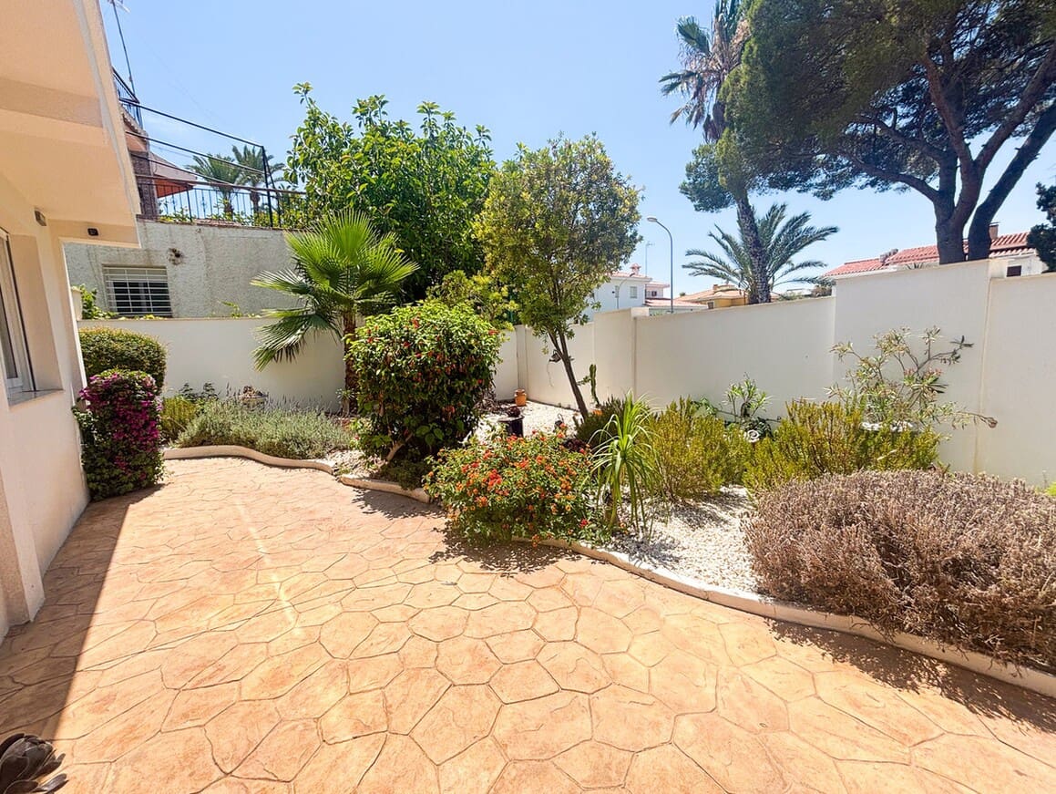 7 soveværelse Villa til salg i Campoamor med swimmingpool garage - € 1.350.000 (Ref: 10172522)