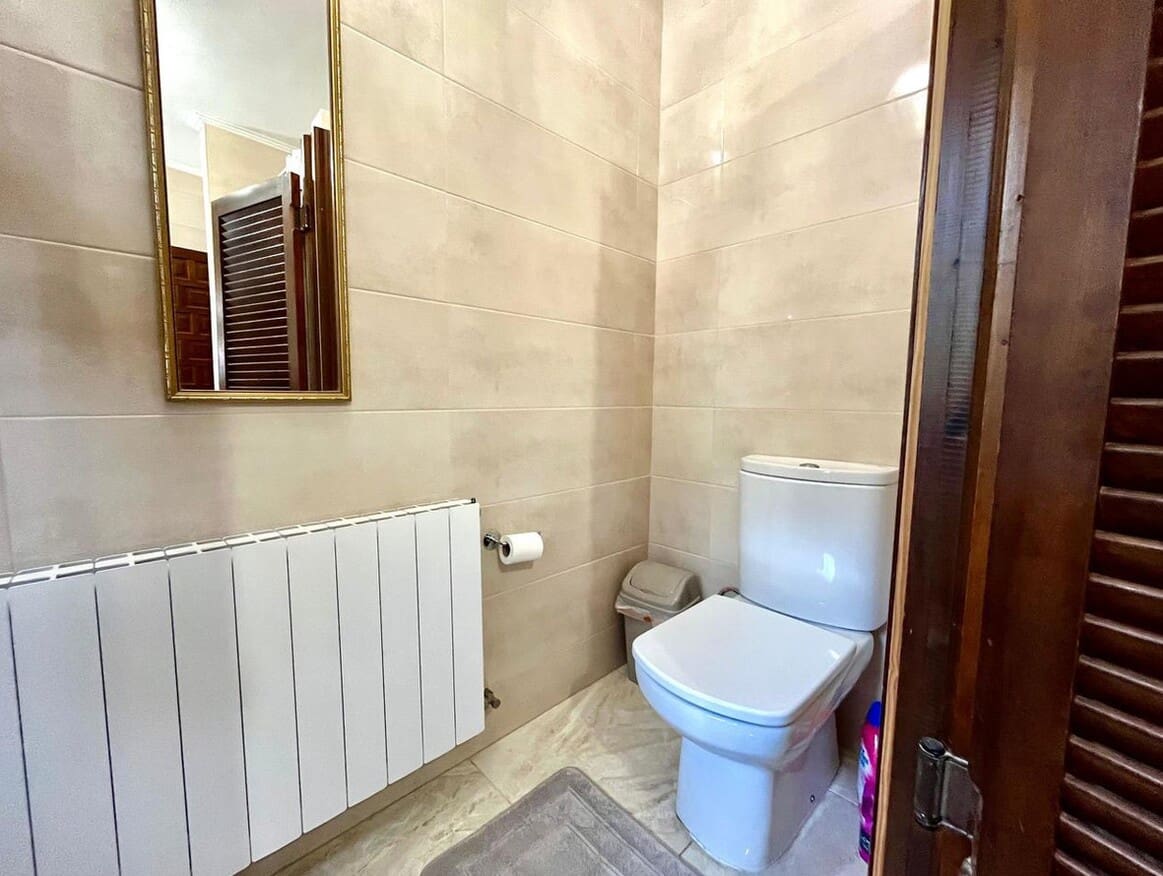 4 soveværelse Villa til salg i Orihuela Costa med swimmingpool garage - € 750.000 (Ref: 10172523)