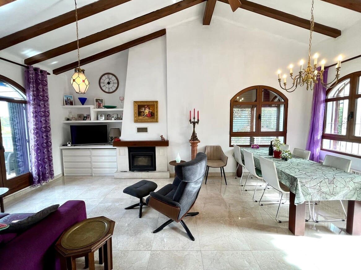 4 soveværelse Villa til salg i Orihuela Costa med swimmingpool garage - € 750.000 (Ref: 10172523)