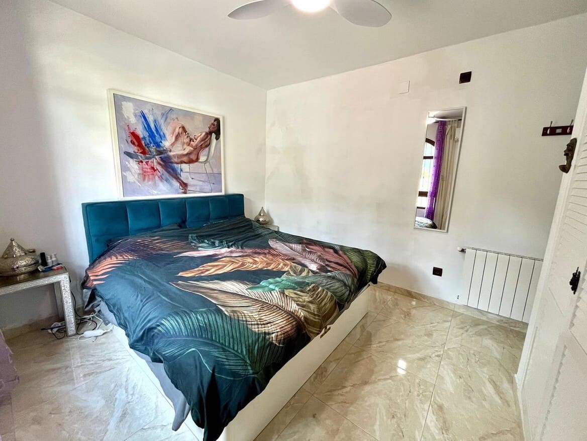 4 soveværelse Villa til salg i Orihuela Costa med swimmingpool garage - € 750.000 (Ref: 10172523)