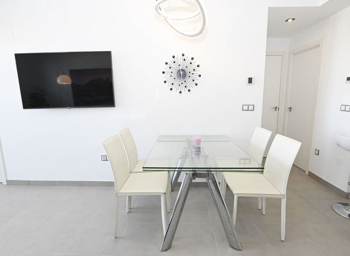2 bedroom Apartment for sale in Elche / Elx with pool garage - € 449,000 (Ref: 10172524)