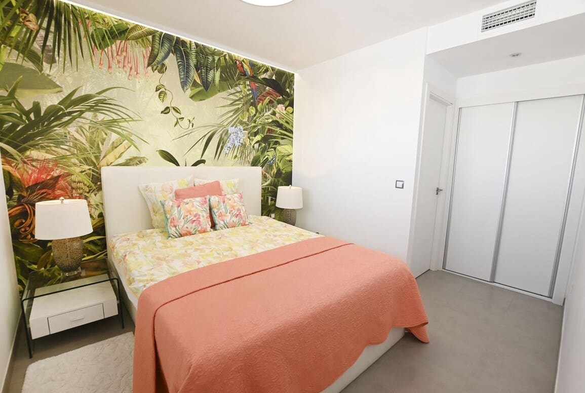 2 bedroom Apartment for sale in Elche / Elx with pool garage - € 449,000 (Ref: 10172524)