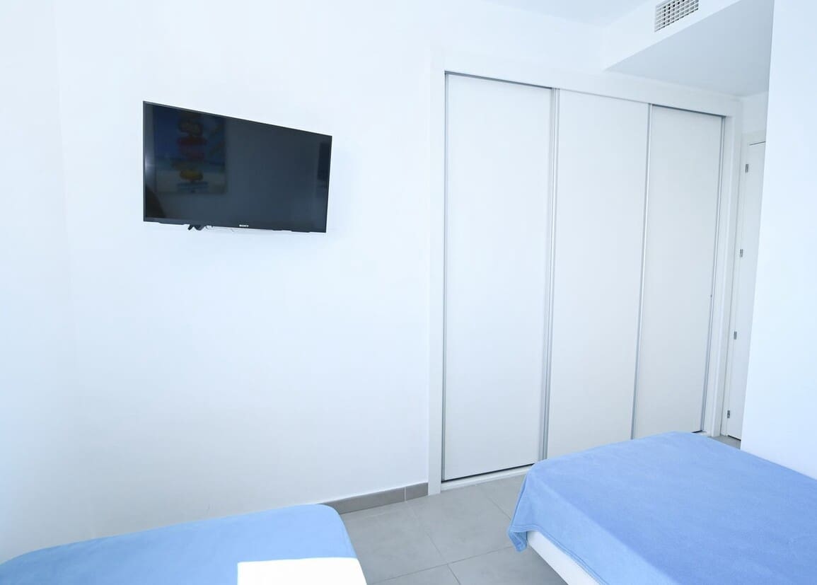 2 bedroom Apartment for sale in Elche / Elx with pool garage - € 449,000 (Ref: 10172524)