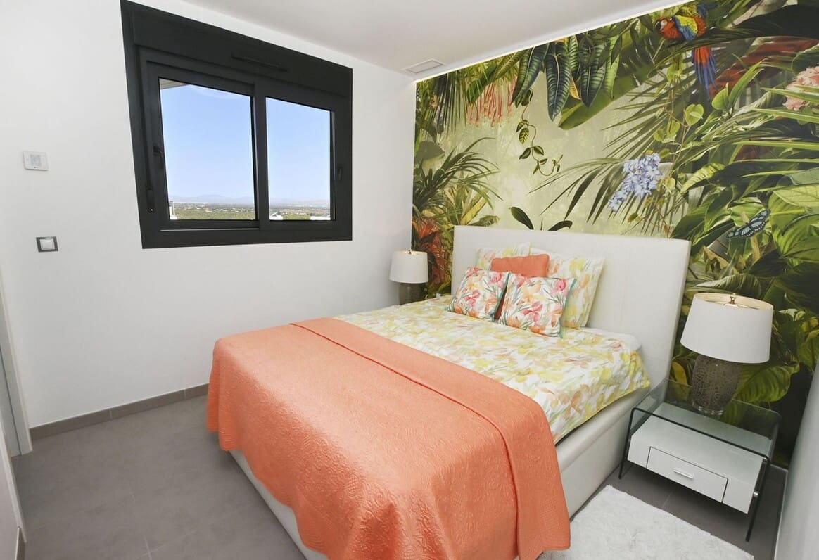 2 bedroom Apartment for sale in Elche / Elx with pool garage - € 449,000 (Ref: 10172524)