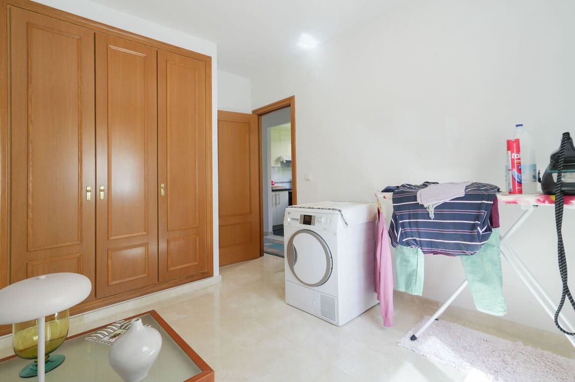 3 Zimmer Doppelhaus zu verkaufen in Alicante / Alacant Stadt mit Pool Garage - 350.000 € (Ref: 10172525)