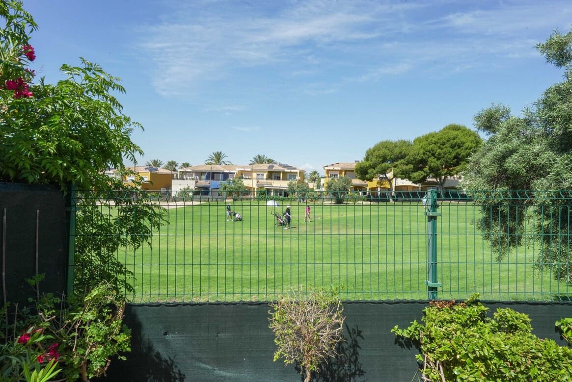 3 Zimmer Doppelhaus zu verkaufen in Alicante / Alacant Stadt mit Pool Garage - 350.000 € (Ref: 10172525)