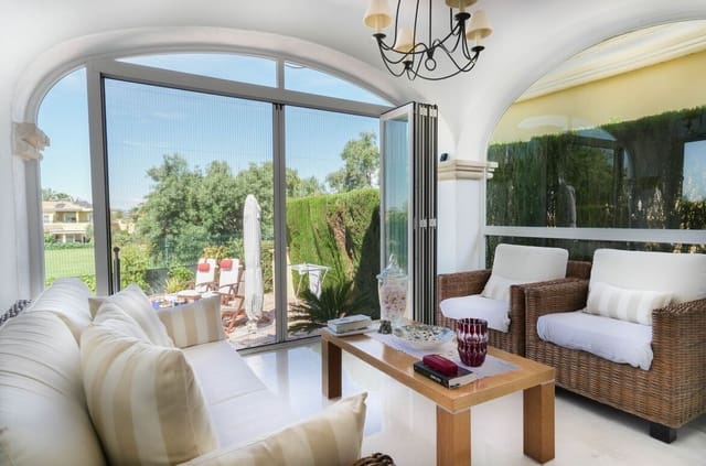 Pareado de 3 habitaciones en Alicante / Alacant ciudad en venta con piscina garaje - 350.000 € (Ref: 10172525)