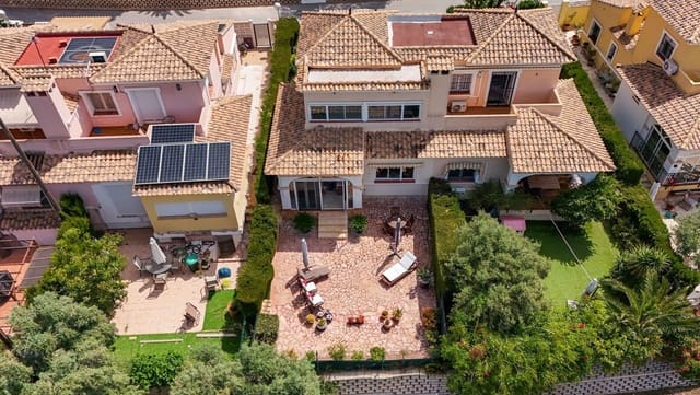 Pareado de 3 habitaciones en Alicante / Alacant ciudad en venta con piscina garaje - 350.000 € (Ref: 10172525)