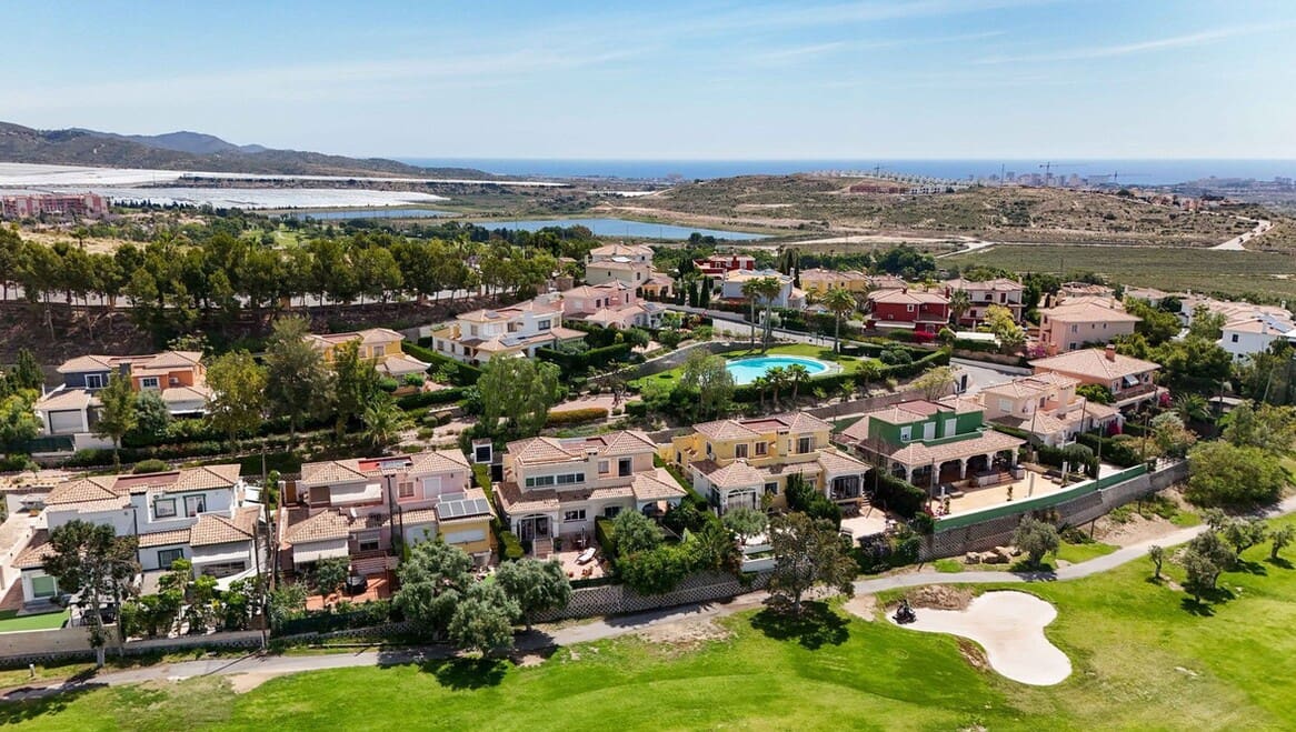 3 Zimmer Doppelhaus zu verkaufen in Alicante / Alacant Stadt mit Pool Garage - 350.000 € (Ref: 10172525)