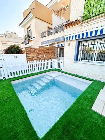 3 soveværelse Byhus til salg i Torre de la Horadada, Pilar de la Horadada med swimmingpool garage - € 383.300 (Ref: 10172527)