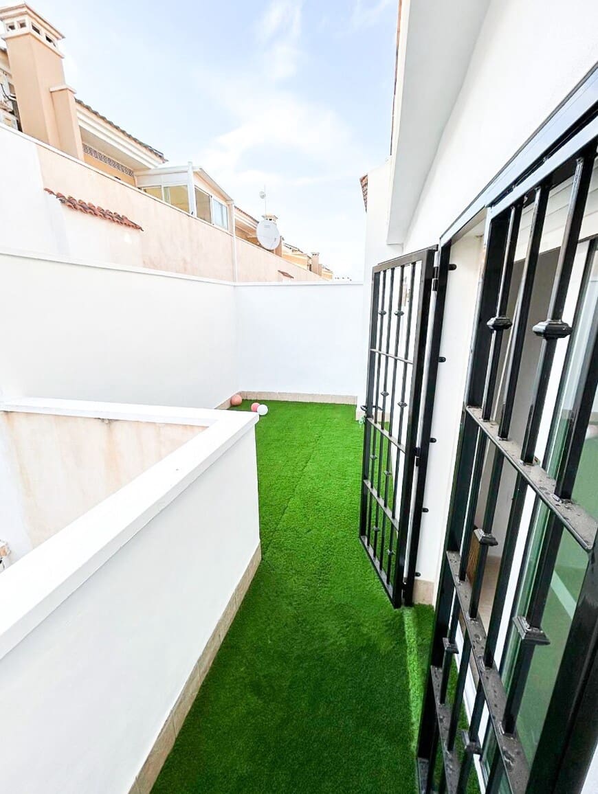 3 chambre Maison de Ville à vendre à Torre de la Horadada avec piscine garage - 383 300 € (Ref: 10172527)