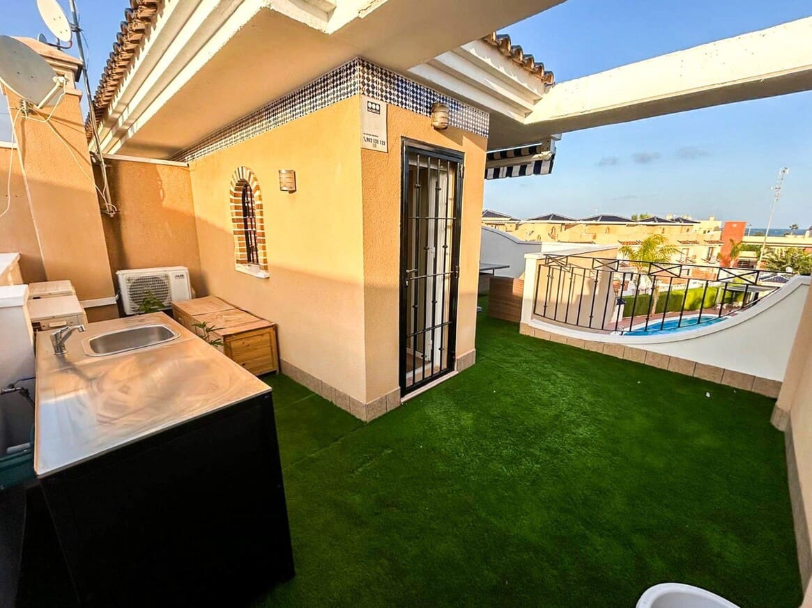 3 chambre Maison de Ville à vendre à Torre de la Horadada avec piscine garage - 383 300 € (Ref: 10172527)
