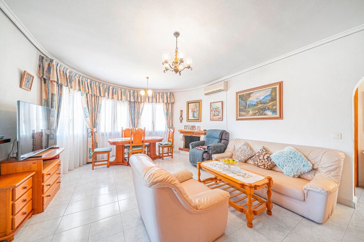 5 soveværelse Villa til salg i Rojales med garage - € 339.000 (Ref: 10172529)