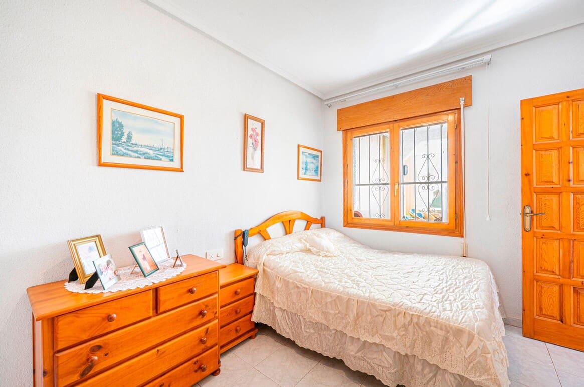 5 soveværelse Villa til salg i Rojales med garage - € 339.000 (Ref: 10172529)